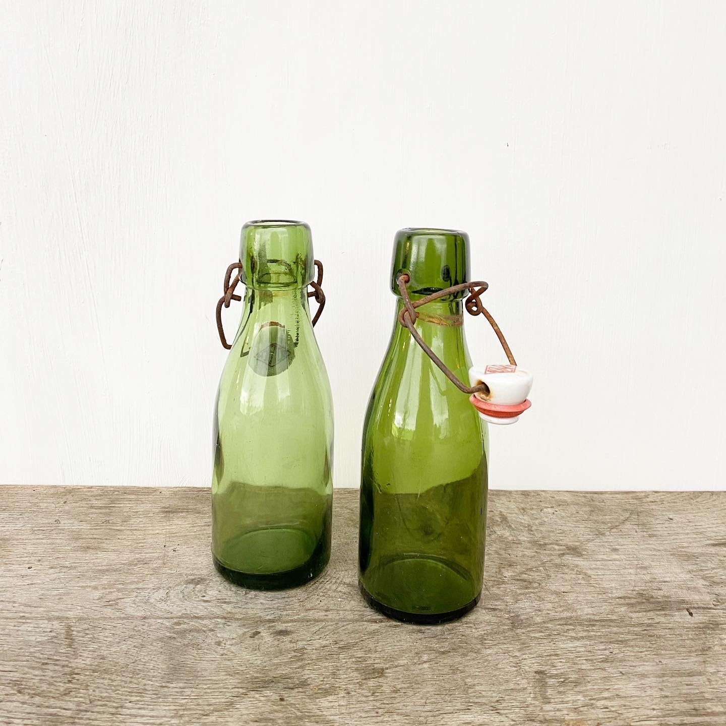 Lot de 2 mini bouteilles en verre vert – CHINÉO